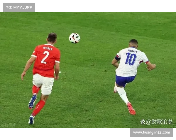 姆巴佩缺席法国队合练状态成疑媒体称其能否出战下一场比赛成焦点